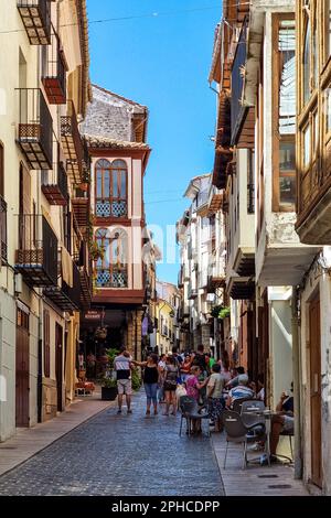 Morella, Spagna - 09 agosto 2022 : il centro storico di Morella è un pittoresco e ben conservato borgo medievale, con una splendida architettura, storia, Foto Stock
