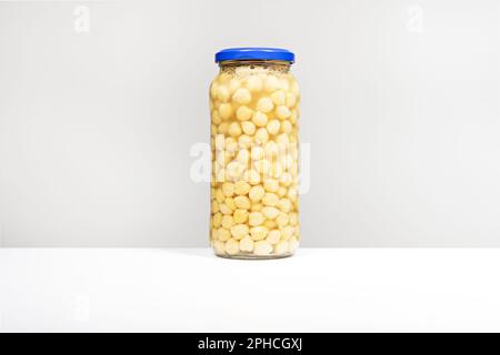 I ceci possono essere consumati cotti, tostati, fritti e anche sotto forma di farina, anche se in alcune zone è stato consumato come infusione Foto Stock