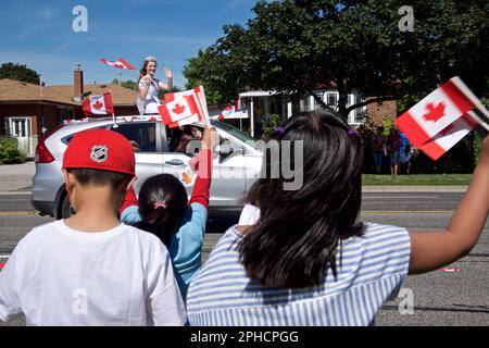 Toronto, Ontario / Canada - 01 luglio 2019: Miss Canada nella parata del Canada Day Foto Stock