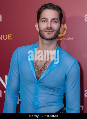 New York, Stati Uniti. 27th Mar, 2023. Zachary Zane partecipa alla prima di One True Loves al Whitby Hotel di New York il 27 marzo 2023. (Foto di Lev Radin/Sipa USA) Credit: Sipa USA/Alamy Live News Foto Stock