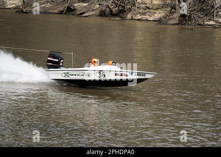 Echuca Victoria Australia 26 Marzo 2023, Xtreme gareggia nella gara di sci nautico Southern 80 sul fiume Murray Foto Stock