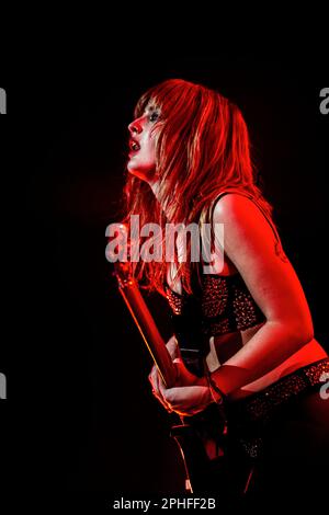 Roma, Italia. 26th Mar, 2023. Maneskin, la più famosa giovane rock band italiana, vincitrice dell'Eurovision Song Contest 2021 per l'Italia con "Zitti e buoni" nella loro prima mostra a Roma per Loud Kids Tour. (Foto di Stefano Cappa/Pacific Press/Sipa USA) Credit: Sipa USA/Alamy Live News Foto Stock