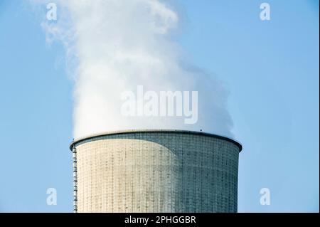 Vicino al confine belga; vicino Givet; il Kern centrale di Chooz porta il rischio nucleare al confine belga nelle Ardenne francesi | la Central Foto Stock