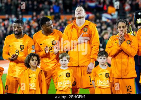 Rotterdam - 27/03/23, Rotterdam - Georginio Wijnaldum d'Olanda, Denzel Dumfries d'Olanda, Wout Weghorst d'Olanda, Xavi Simons d'Olanda durante la partita tra Paesi Bassi e Gibilterra allo Stadion Feijenoord De Kuip il 27 marzo 2023 a Rotterdam, Paesi Bassi. (Foto Box to Box/Tobias Kleuver) Foto Stock