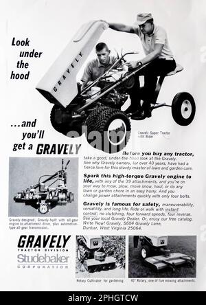 Gravely trattore - Studebecker pubblicità in una rivista NatGeo, aprile 1966 Foto Stock