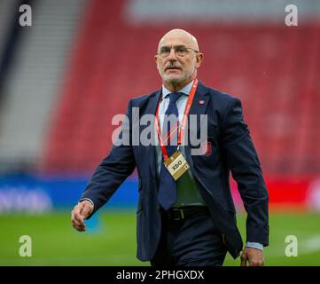 28th marzo 2023; Hampden Park, Glasgow, Scozia: Calcio qualificatore Euro 2024, Scozia contro Spagna; Spagna Capo allenatore Luis de la Fuente Foto Stock