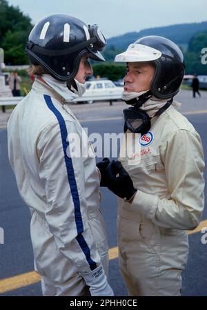 Formula uno (Grand Prix) drivers Graham Hill (due volte campione del mondo) e Jim Clark (due volte campione del mondo), piloti del Team Lotus (Spa-Francorchamps, 19 Foto Stock