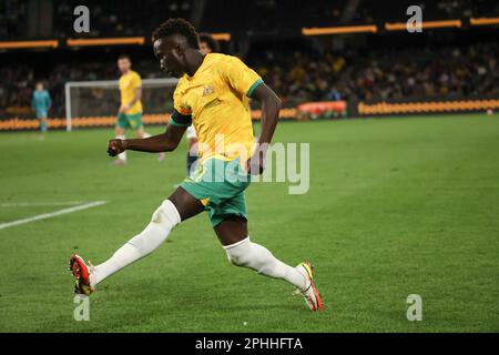 Melbourne, Australia. 28th Mar, 2023. Garang Kuol d'Australia visto durante la partita Australian Socceroos Vs Ecuador International friendly allo Stadio Marvel. (Punteggi finali; Ecuador 2 - 1 Australia). Credit: SOPA Images Limited/Alamy Live News Foto Stock