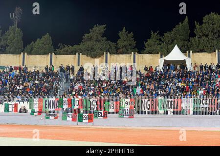 Sostenitori dell'Italia durante i qualificatori europei - Malta vs Italia, Campionato europeo di Calcio UEFA a Ta'Qali, Italia, marzo 26 2023 Foto Stock