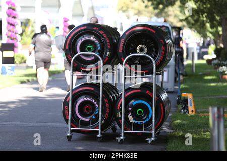 Albert Park, Melbourne, Victoria, Australia. 29th Mar, 2023. Campionato del mondo FIA di Formula uno 2023 - Formula uno Rolex Australian Grand Prix - una visione generale del Pit Paddock F1 come squadre allestite durante il Campionato del mondo FIA di Formula uno 2023-Image Credit: brett keating/Alamy Live News Foto Stock