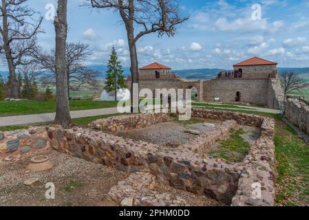 Fortezza di Tsari Mali Grad a Belchin, Bulgaria. Foto Stock