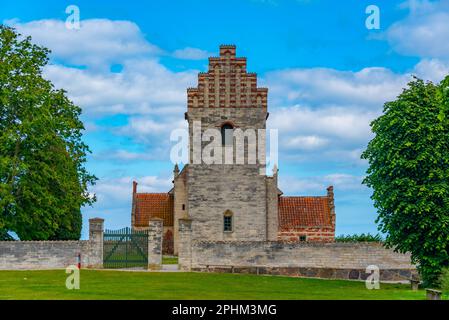 Vista della chiesa di Hojerup in Danimarca. Foto Stock