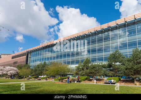 Millennium Point e ThinkTank Science Museum nell'area Eastside di Birmingham vicino a Digbeth Foto Stock