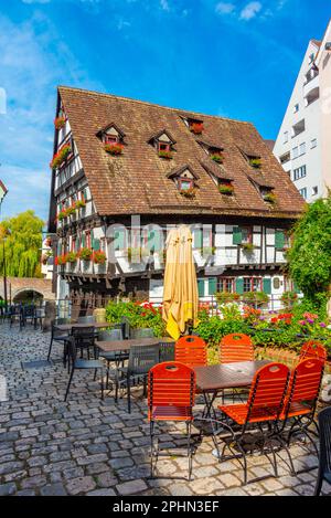 Schiefes Haus nella città tedesca di Ulm. Foto Stock