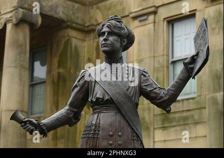 Statua di Annie Kenney Foto Stock