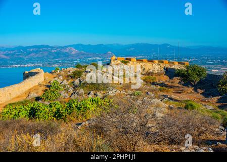 Rovine della fortezza di Palamidi nella città greca di Nafplio. Foto Stock