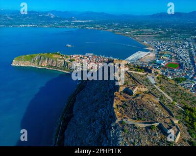 Vista panoramica della fortezza di Palamidi e della città greca di Nafplio. Foto Stock