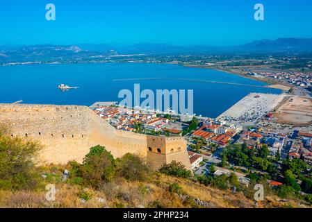 Rovine della fortezza di Palamidi nella città greca di Nafplio. Foto Stock