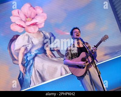 Miami, Stati Uniti d'America. 28th Mar, 2023. MIAMI, FL - 29 MARZO: Il cantante lesso si esibisce durante lo spettacolo mattutino “Despierta America” del 29 marzo 2023 a Miami, Florida. (Foto di Alberto E. Tamargo/Sipa USA) Credit: Sipa USA/Alamy Live News Foto Stock