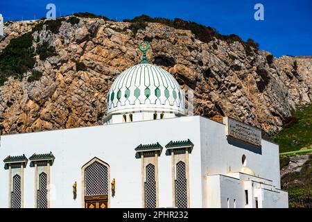 Moschea di Ibrahim-al-Ibrahim conosciuta anche come la Moschea di Re Fahd bin Abdulaziz al-Saud a Gibilterra, Regno Unito Foto Stock