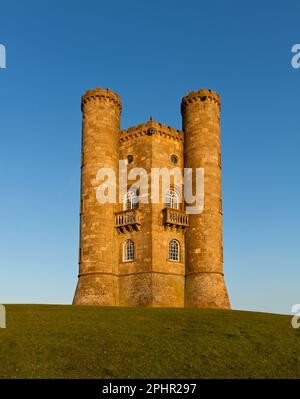 Torre di Broadway prima del tramonto, Cotswolds, REGNO UNITO Foto Stock