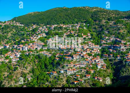 Vista panoramica del villaggio di Dimitsana in Grecia. Foto Stock