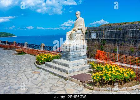 Statua di Guilford sull'isola greca di Corfù. Foto Stock