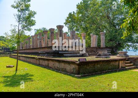 Rovine del palazzo nissanka malla a polonnaruwa, Sri Lanka. Foto Stock