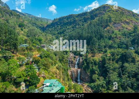 Ramboda cade vicino a Nuwara Eliya, Sri Lanka. Foto Stock