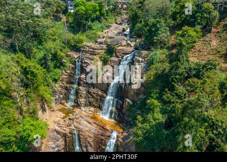 Ramboda cade vicino a Nuwara Eliya, Sri Lanka. Foto Stock