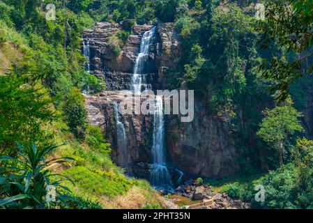 Ramboda cade vicino a Nuwara Eliya, Sri Lanka. Foto Stock