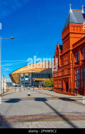 Roald Dahl Plass e Wales Millennium Centre nella capitale gallese Cardiff. Foto Stock