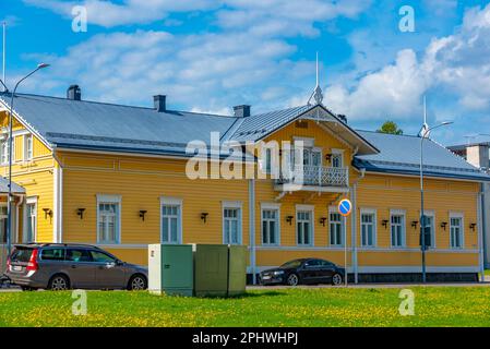 Case colorate in legno a Joensuu, Finlandia. Foto Stock