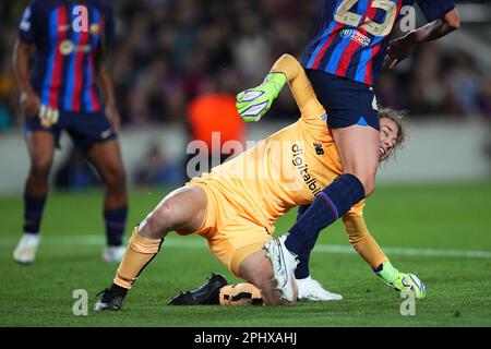 Camelia Ceasar di AS Roma durante la partita della UEFA Womens Champions League, quarti di finale, 2nd tappa tra il FC Barcelona e v COME Roma ha giocato allo Stadio Spotify Camp Nou il 29 marzo 2023 a Barcellona, Spagna. (Foto di Colas Buera / PRESSIN) Foto Stock