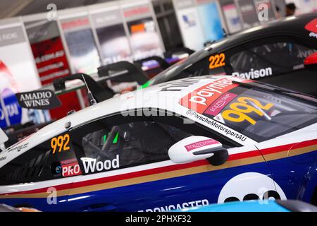 Melbourne, Australia, 30 marzo 2023. Una panoramica dei garage Porsche durante il Gran Premio d'Australia di Formula uno del 30 marzo 2023, presso il circuito del Gran Premio di Melbourne ad Albert Park, Australia. Credit: Dave Hewison/Speed Media/Alamy Live News Foto Stock