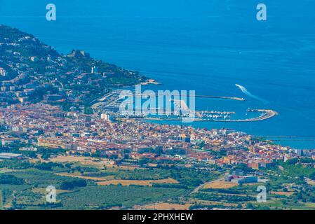 Veduta aerea della città di Roses in Spagna. Foto Stock