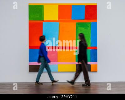 Londra, Regno Unito. 30th Mar, 2023. Ponte 2022 - ci sarà Song, una mostra di nuovi dipinti di Stanley Whitney a Gagosian, Grosvenor Hill. Inaugurata il 30 marzo, sarà la prima mostra di dipinti di Whitney da quando sarà stata annunciata la sua rappresentazione dell'artista. Credit: Guy Bell/Alamy Live News Foto Stock