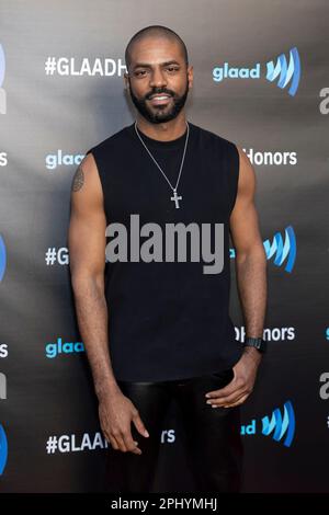 Hollywood, Stati Uniti. 29th Mar, 2023. Daniel Calderon partecipa agli arrivi di #GLAADhonors, un incontro intimo e una celebrazione che premia i candidati Black LGBTQ ai GLAAD Media Awards di Hollywood, CA, il 29 marzo 2023. (Foto di Corine Solberg/Sipa USA) Credit: Sipa USA/Alamy Live News Foto Stock