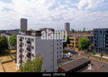 Condomini a nord di Londra, Regno Unito, 1st giugno 2019 Foto Stock