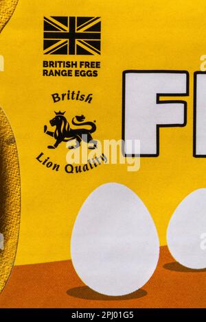 Logo simbolo di qualità del Leone britannico uova British Free Range - primo piano dettaglio su scatola di uova di cartone Big 'n' uova Free Large Free Range Foto Stock