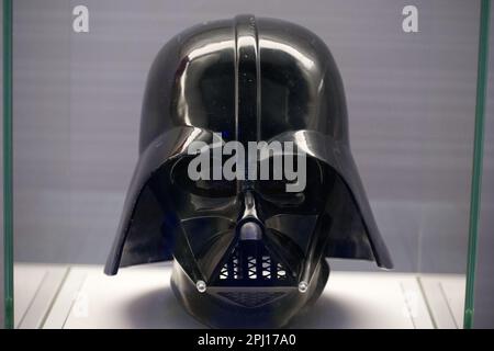Casco originale Darth Vader di Star Wars - The Empire Strikes Back Foto Stock