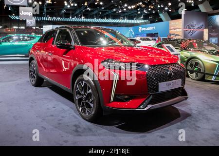 Nuovo veicolo elettrico e-Tense Crossback DS 3 al Salone europeo dell'Autosalon di Bruxelles. Bruxelles, Belgio - 13 gennaio 2023. Foto Stock