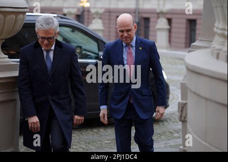 Lodz, Varsavia, Polonia. 30th Mar, 2023. Angus Lapsley, Vice Segretario Generale della NATO per la politica di difesa e la pianificazione, arriva al vertice dei nove (B9) di Bucarest a Lodz, in Polonia, il 30 marzo 2023. I colloqui tra i ministri degli Esteri si concentreranno sulle questioni di sicurezza nella regione di fronte all'aggressione russa nei confronti dell'Ucraina. Alla riunione parteciperanno anche funzionari e rappresentanti della NATO provenienti da Svezia, Finlandia e Spagna. (Credit Image: © Aleksander Kalka/ZUMA Press Wire) SOLO PER USO EDITORIALE! Non per USO commerciale! Foto Stock