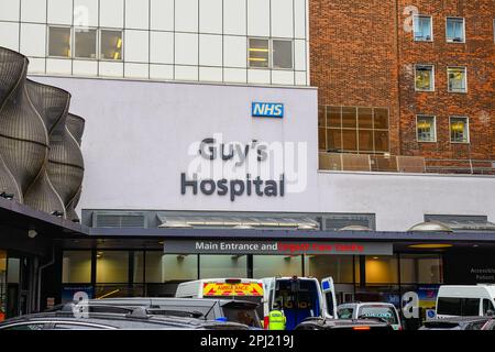 LONDRA, Regno Unito, 9th MARZO 2023: Ingresso principale al Guys Hospital di Londra Foto Stock