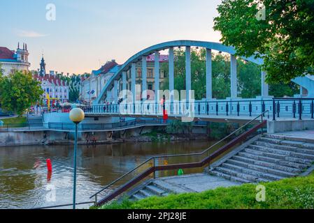 Tartu, Estonia, 27 giugno 2022: Vista del ponte Vabadussild a Tartu, Estonia. Foto Stock