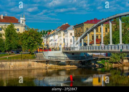 Tartu, Estonia, 28 giugno 2022: Vista del ponte Vabadussild a Tartu, Estonia. Foto Stock