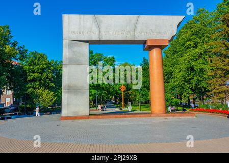 Klaipeda, Lituania, 4 luglio 2022: Monumento alla Lituania unita a Klaipeda. Foto Stock