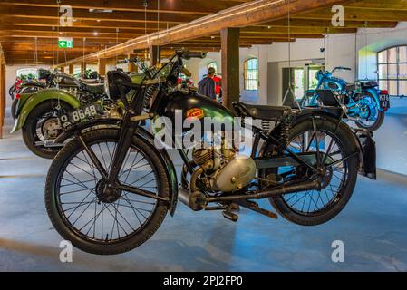 Egeskov slot, Danimarca, 21 giugno 2022: Vecchie moto alla Egeskov slot in Danimarca. Foto Stock