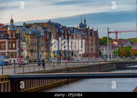 Aarhus, Danimarca, 14 giugno 2022: Lungomare nel porto di Aarhus, Danimarca. Foto Stock