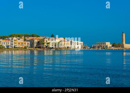 Rethimno, Grecia, 21 agosto 2022: Skyline della città greca Rethimno, Grecia. Foto Stock